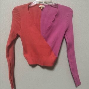 Two-Tone Coral & Magenta V-Neck Ribbed Sweater
